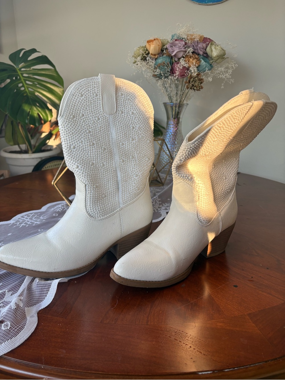 Women's White Embellished Cowboy Boots